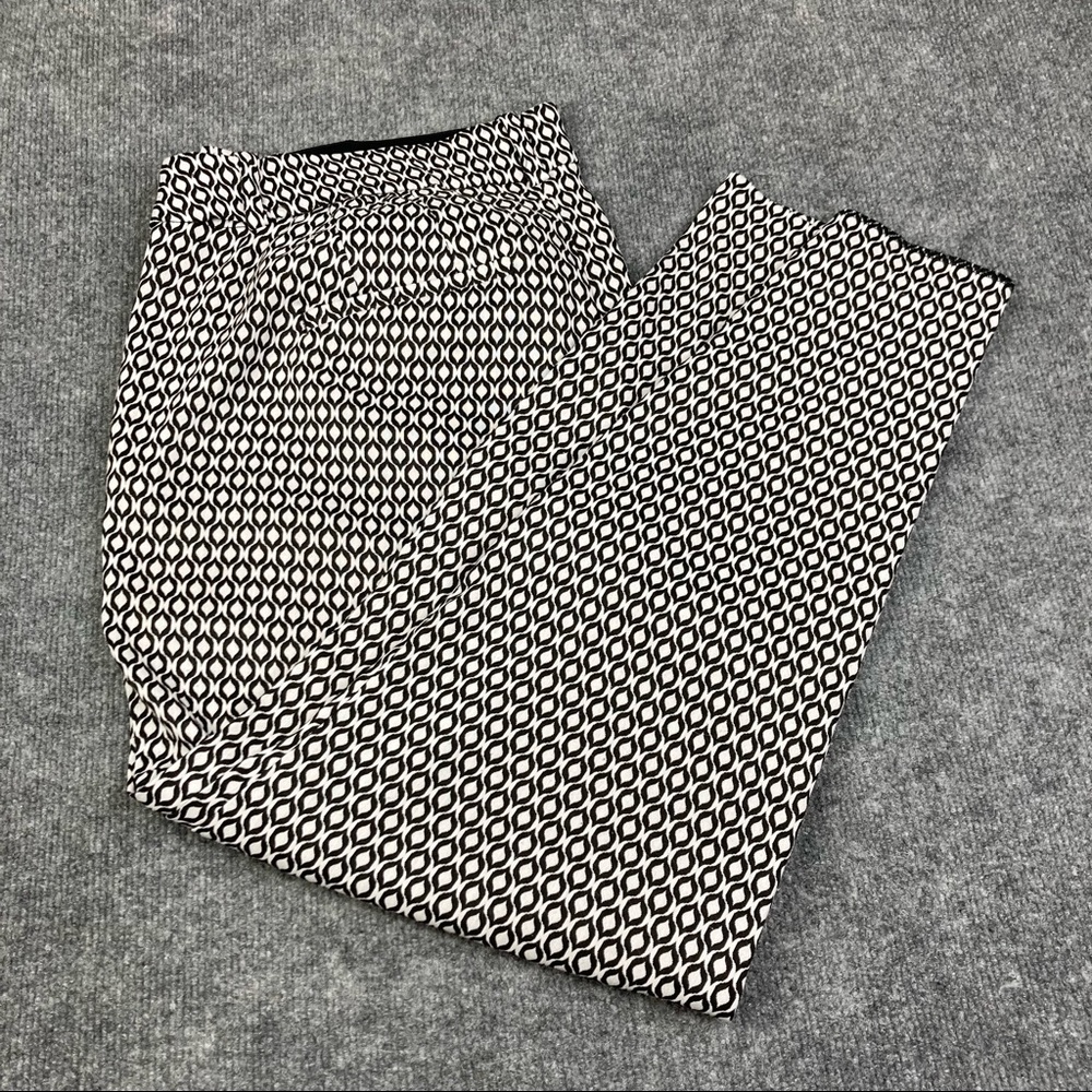 Lane Bryant white print crop pants